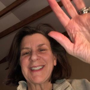 Meet your Posher, Lisa